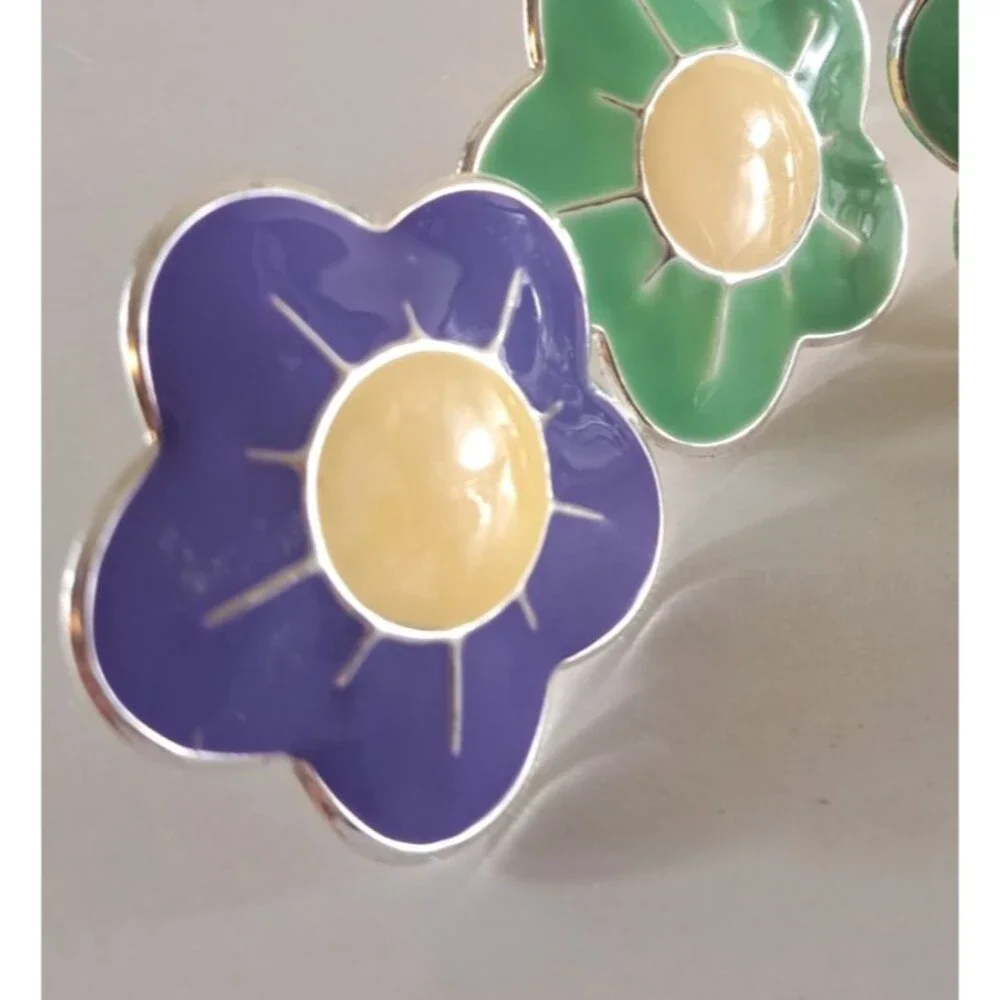 Metal Flower Napkin Rings Holders Set Of 5 Daisy Summer Party Yellow Blue